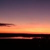 Солнце село, 🌅 и небо стало оранжевым и фиолетовым... 💜💛