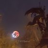 Дракон 🐉 глотает луну 🌙.